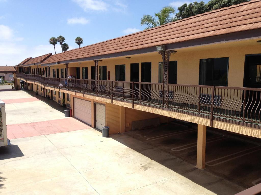 Del Amo Inn Torrance Luaran gambar